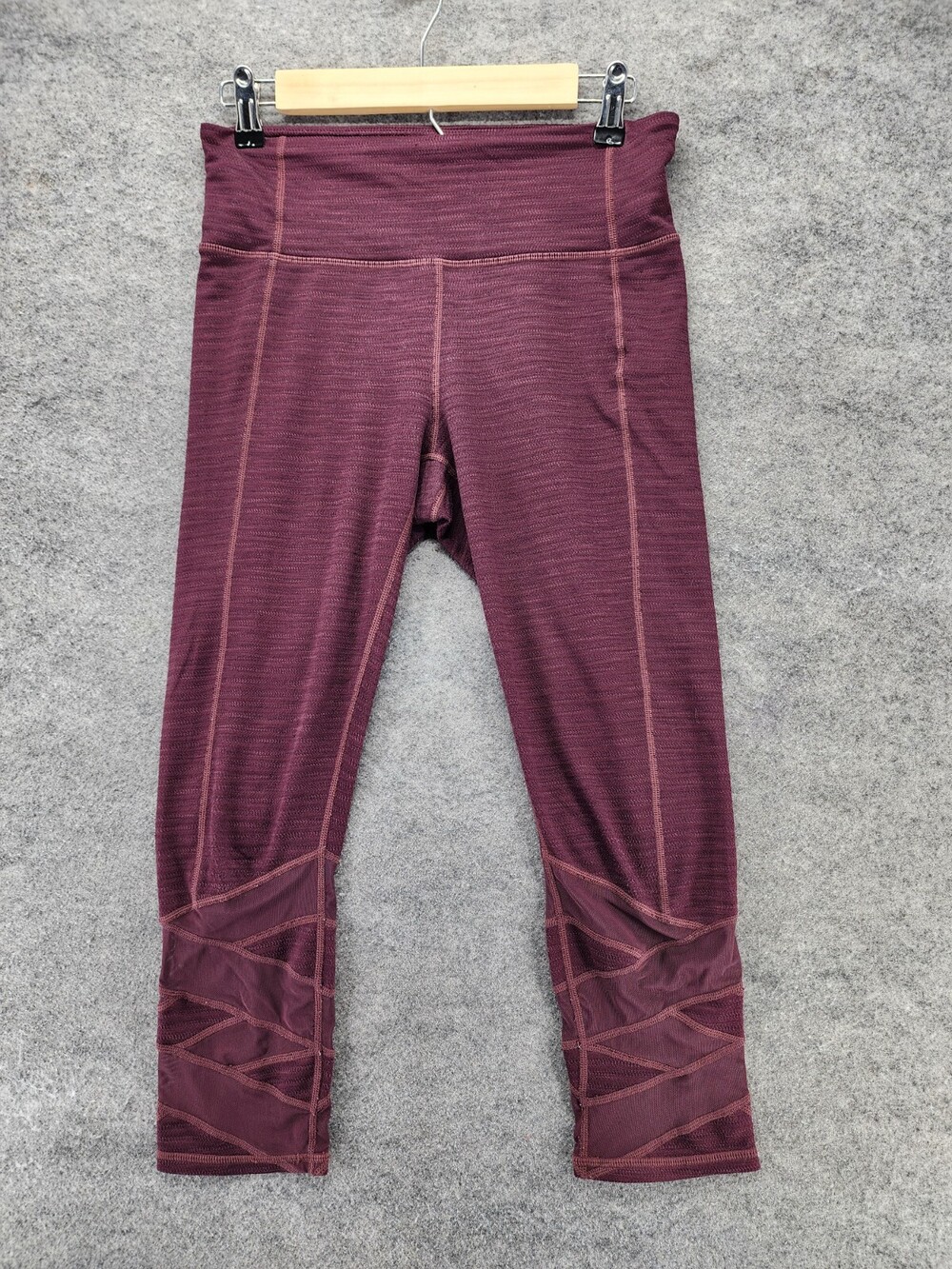 Athleta Capri Leggings Womens Small Pull On Purple Activewear